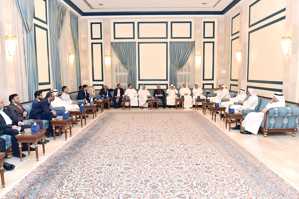 u062cu0627u0646u0628 u0645u0646 u0627u0644u0627u062cu062au0645u0627u0639 u0641u064a u062fu064au0648u0627u0646 u00abu0628u0647u0645u0646u00bb 