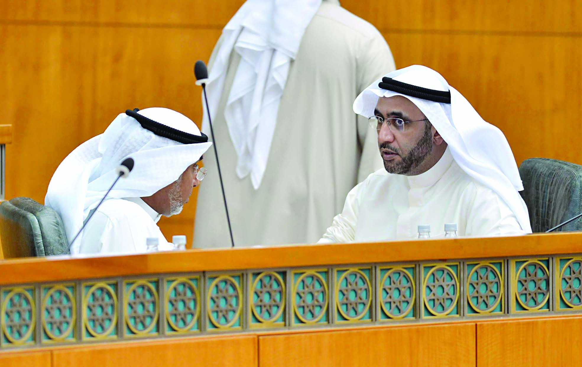 حديث بين الدلال والشعلة