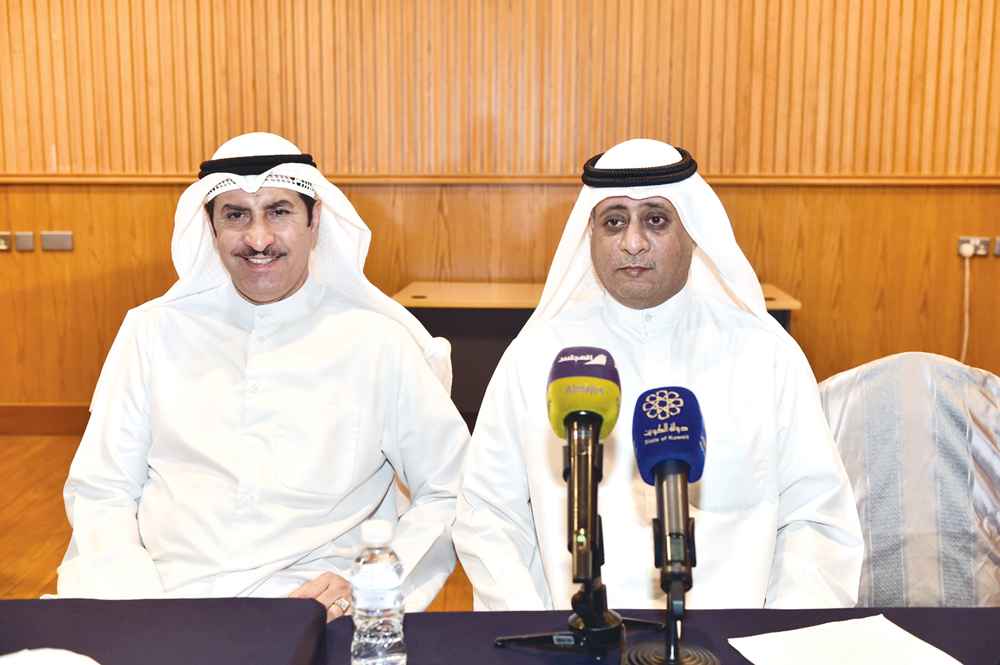 u0628u062fu0631 u0627u0644u062fu0648u064au0634 u0648u0623u062du0645u062f u0627u0644u062au062au0627u0646 u062eu0644u0627u0644 u0627u0644u0645u0624u062au0645u0631