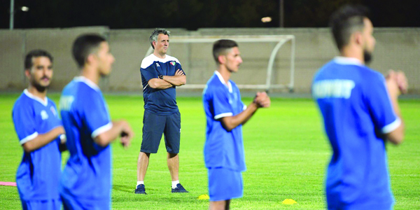 u0627u0644u0645u062fu0631u0628 u0631u0648u0645u064au0648 u064au0648u0632u0627u0643 u062eu0644u0627u0644 u0627u0644u062au062fu0631u064au0628u0627u062a u0627u0644u0623u062eu064au0631u0629 u0644u0640 u00abu0627u0644u0623u0632u0631u0642u00bb 