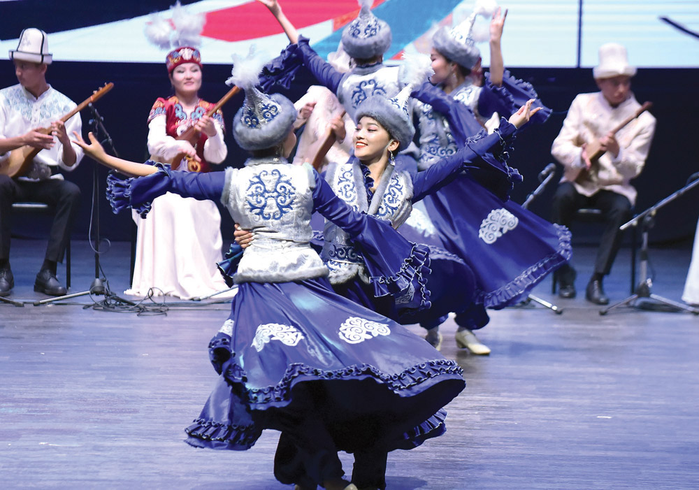 u0644u0648u062du0629 u0627u0633u062au0639u0631u0627u0636u064au0629t (u062au0635u0648u064au0631 u0623u0633u0639u062f u0639u0628u062fu0627u0644u0644u0647)