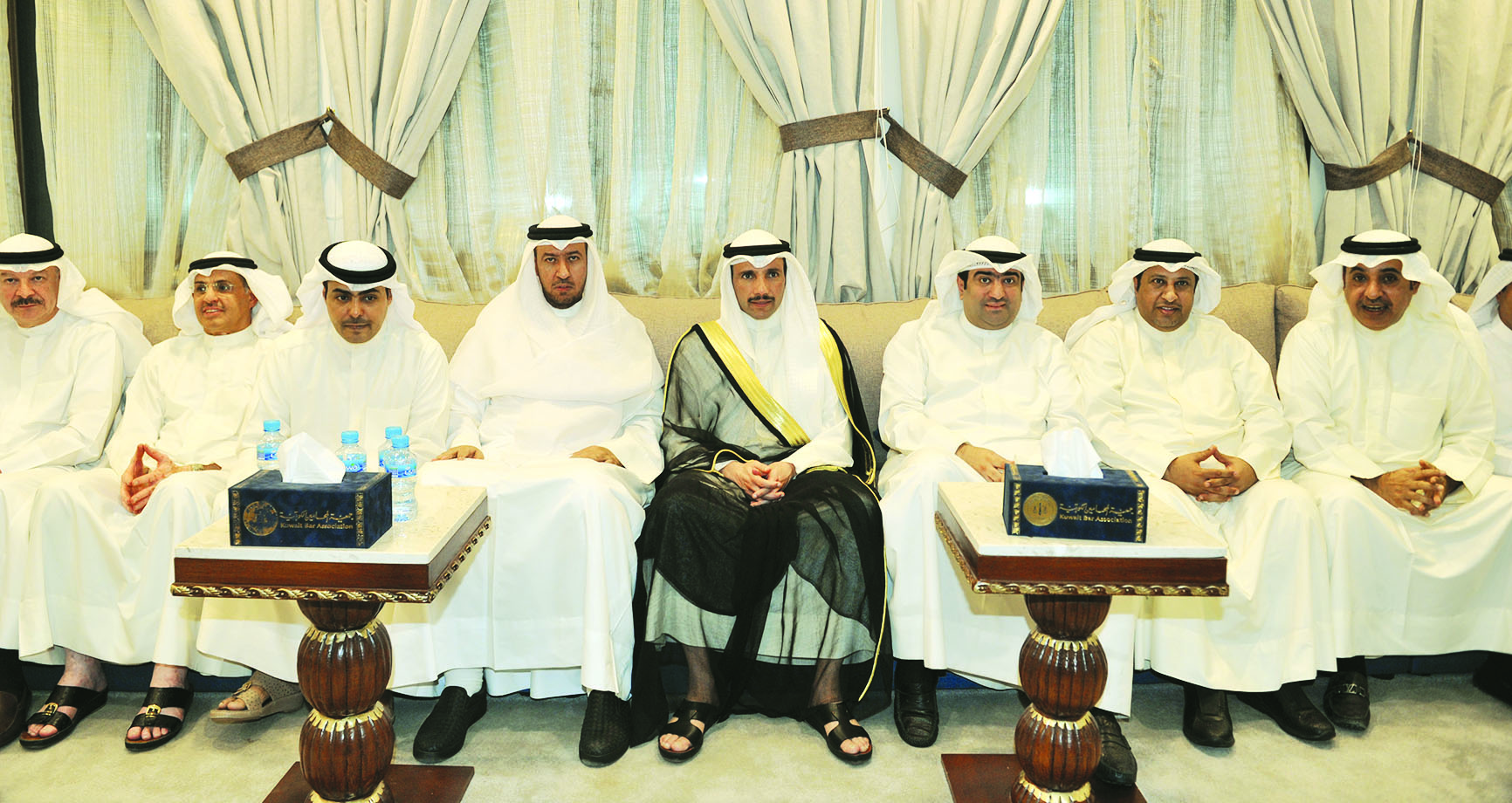 الغانم والروضان والعفاسي والسبيعي مع بعض المحامين