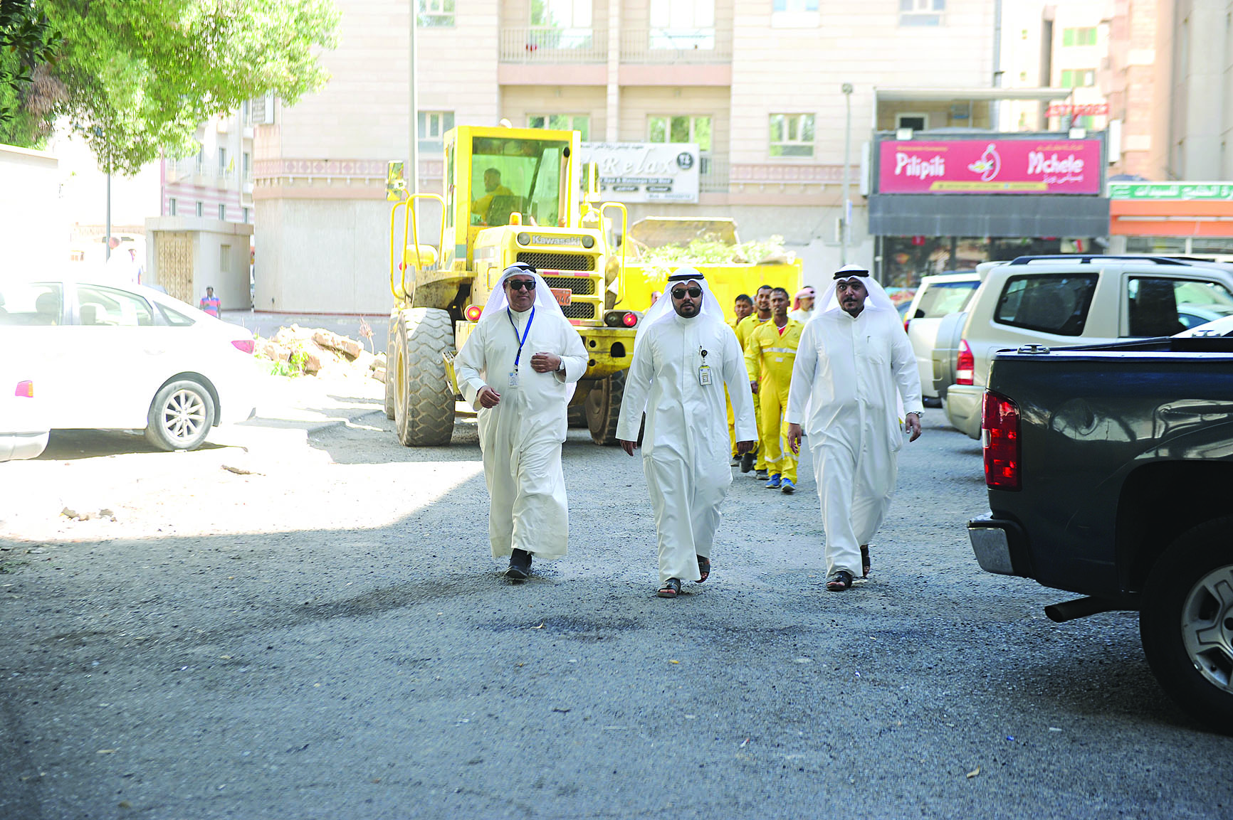 مسؤولو البلدية المشاركون في الحملة