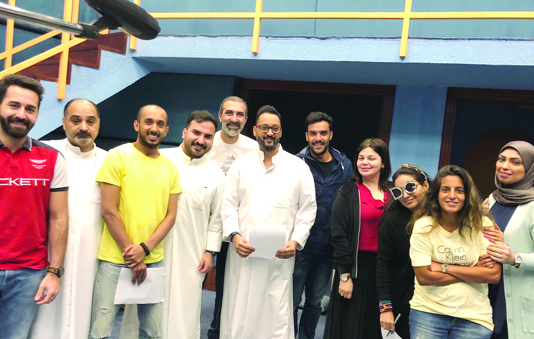 u0641u0631u064au0642 u0627u0644u0639u0645u0644 u0641u064a u0644u0642u0637u0629 u062cu0645u0627u0639u064au0629 