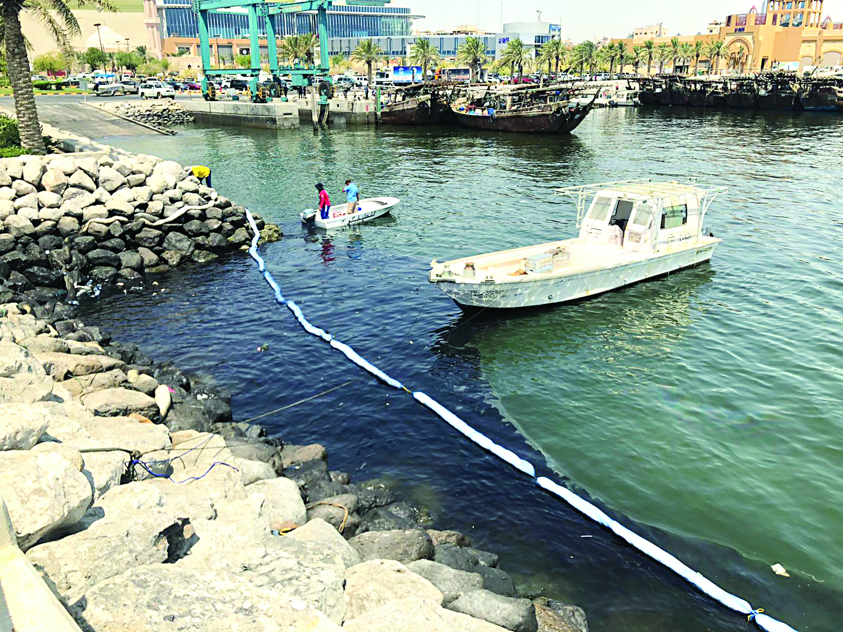 u0632u064au0648u062a u062au063au0637u064a u0633u0637u062d u0627u0644u0645u0627u0621 u0641u064a u0627u0644u0646u0642u0639u0629 