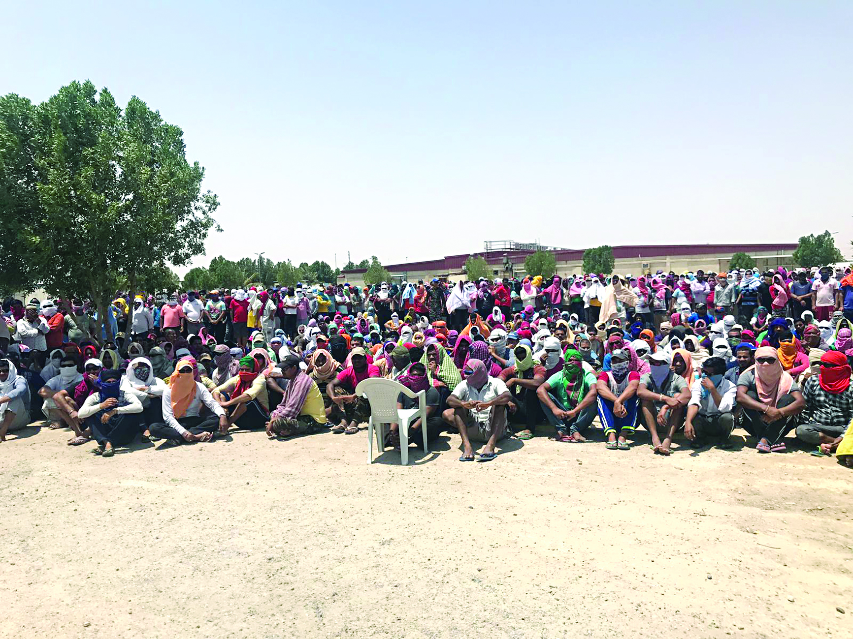 u062cu0627u0646u0628 u0645u0646 u0627u0639u062au0635u0627u0645 u0627u0644u0639u0645u0627u0644 u0644u0644u0645u0637u0627u0644u0628u0629 u0628u0631u0648u0627u062au0628u0647u0645