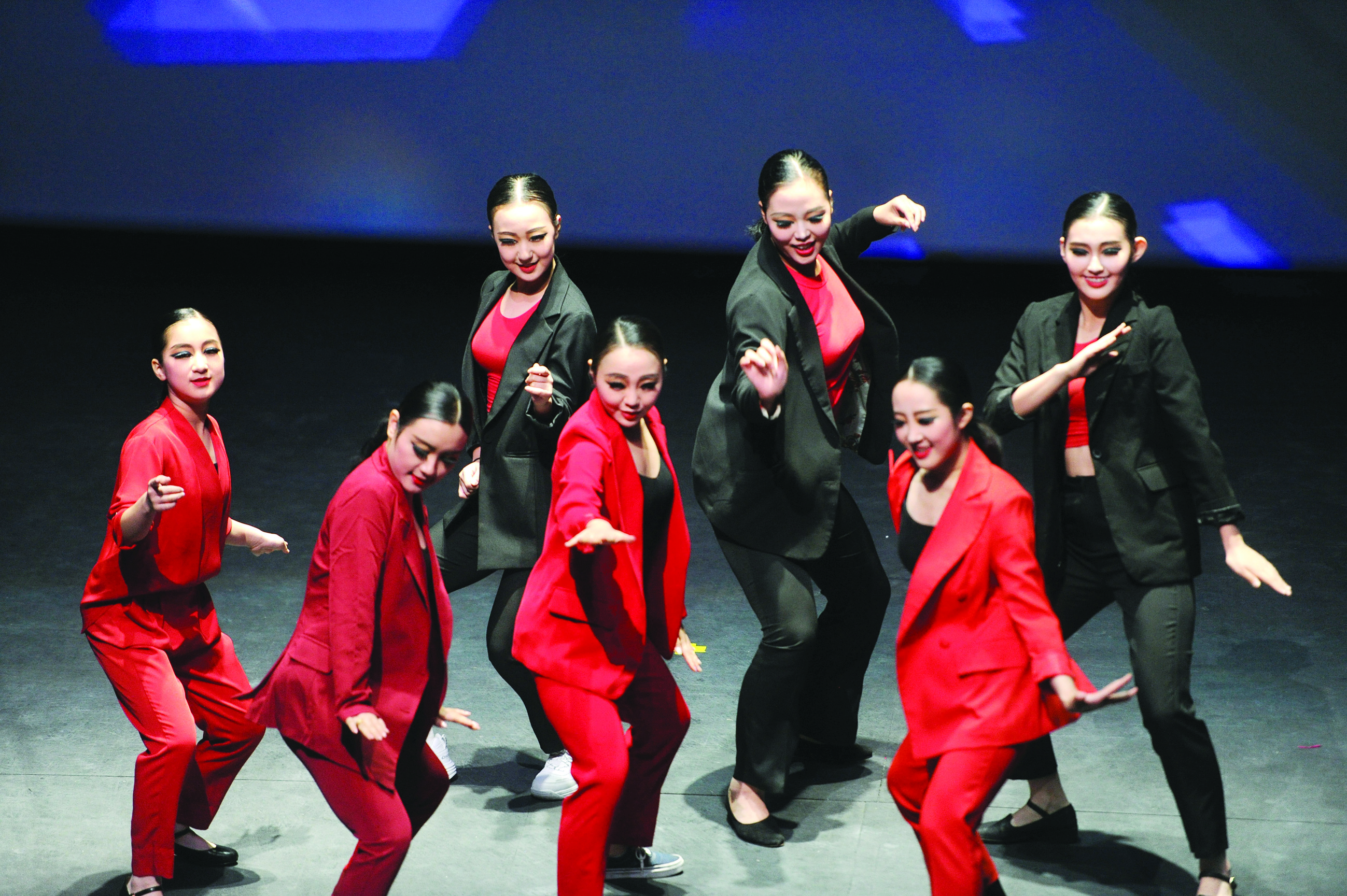 لوحة استعراضية