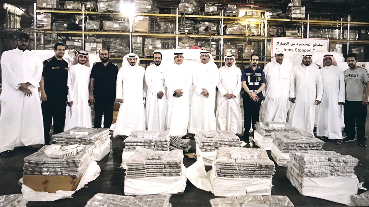 u0627u0644u062cu0644u0627u0648u064a u062du0631u0635 u0639u0644u0649 u0627u0644u0627u0634u0631u0627u0641 u0639u0644u0649 u0627u0644u0636u0628u0637u064au0627u062at(u062au0635u0648u064au0631 u0633u0639u062f u0647u0646u062fu0627u0648u064a)