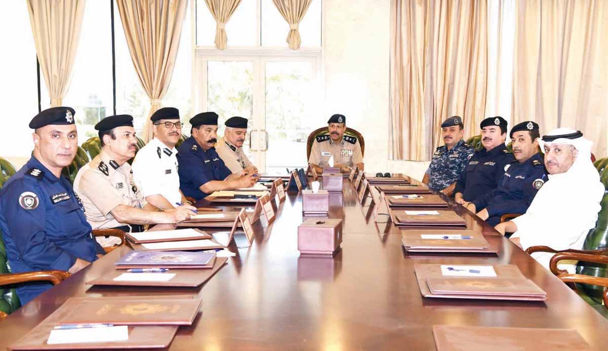 u0641u064au0635u0644 u0627u0644u0646u0648u0627u0641 u062eu0644u0627u0644 u062au0631u0624u0633u0647 u0627u062cu062au0645u0627u0639u0627u064b u0644u0644u0642u064au0627u062fu0627u062a u0627u0644u0623u0645u0646u064au0629 