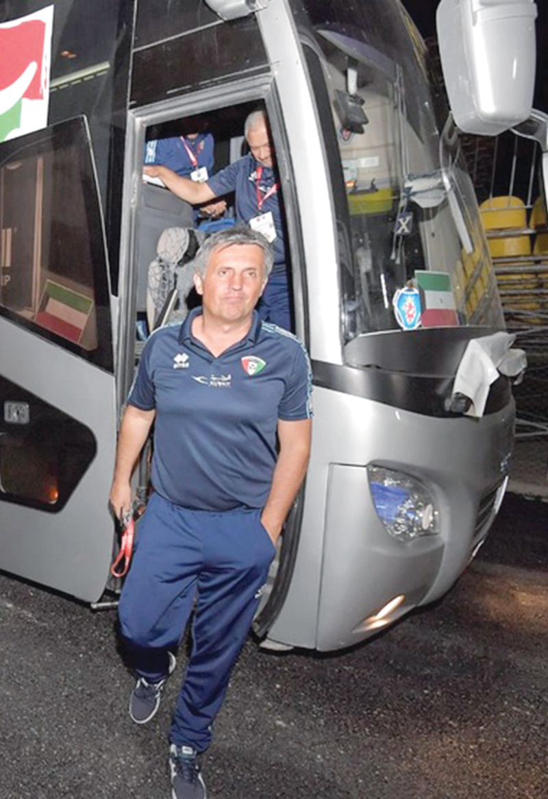 u064au0648u0632u0627u0643 u0647u0644 u064au0646u0632u0644 u0645u0646 u00abu0627u0644u0628u0627u0635u00bb u062fu0648u0646 u0639u0648u062fu0629u061f