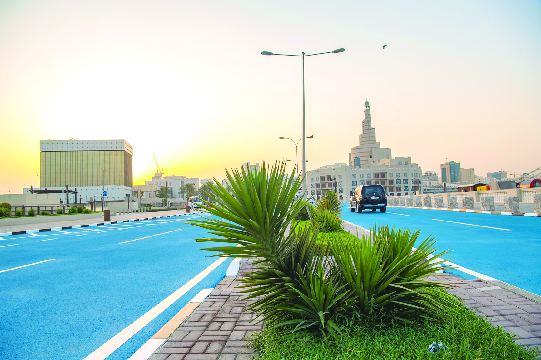 u062cu0627u0646u0628 u0645u0646 u0645u0634u0631u0648u0639 u0627u0644u0623u0633u0641u0644u062a u0627u0644u0645u0628u0631u0651u062f u0641u064a u0623u062du062f u0634u0648u0627u0631u0639 u0642u0637u0631 