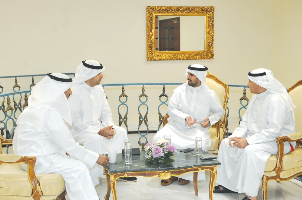 أحاديث جانبية قبيل انعقاد «العمومية» 