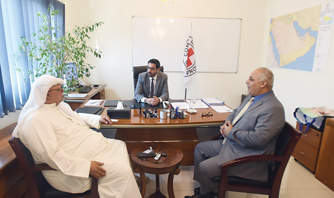 عودة مع مدير إدارة الإعلام في البعثة زياد أبولبن والزميل خالد الشرقاوي