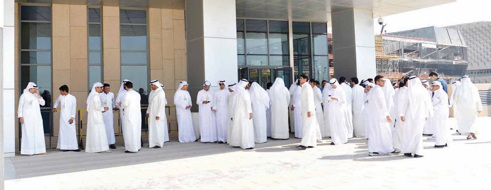 أنصار القائمة الائتلافية استنفروا لاستقطاب الأصوات 	(تصوير نايف العقلة)