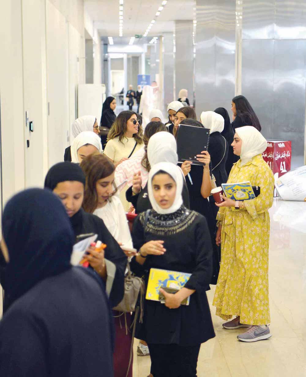 إقبال على الانتخاب من الطالبات