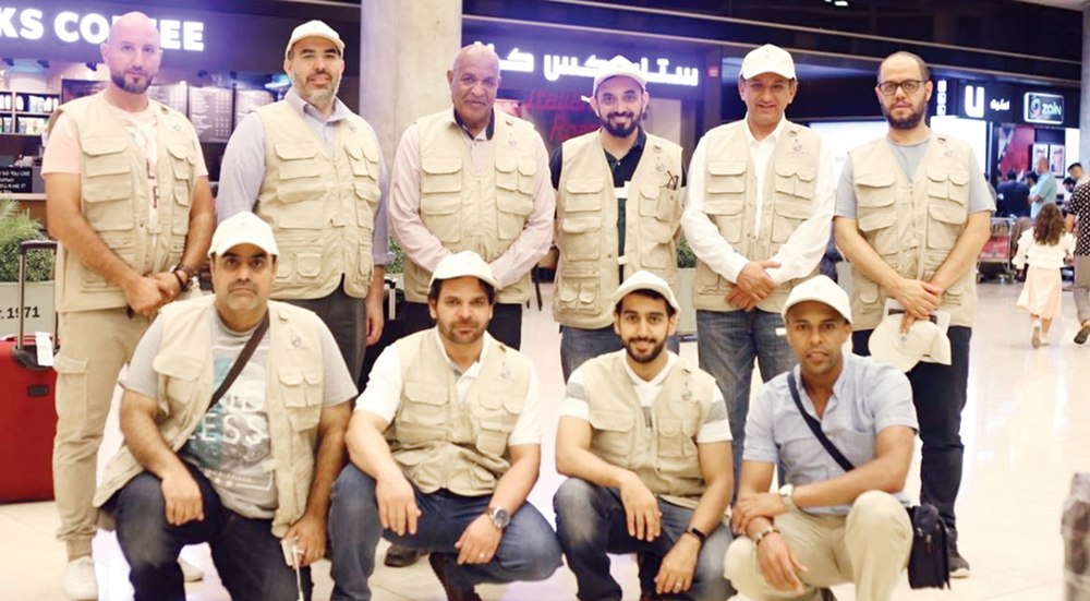 المشاركون في القافلة الطبية الأولى 