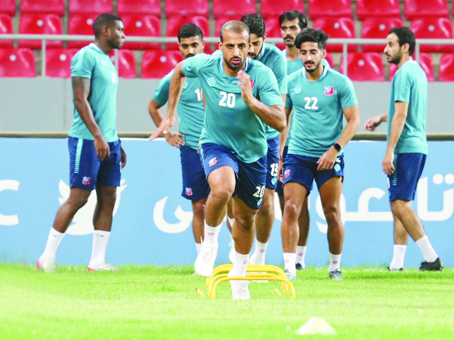 u0642u0627u0626u062f u0641u0631u064au0642 u0627u0644u0643u0648u064au062a u062du0633u064au0646 u062du0627u0643u0645 u0648u0632u0645u0644u0627u0624u0647 u062eu0644u0627u0644 u062au062fu0631u064au0628u0627u062a u0623u0645u0633