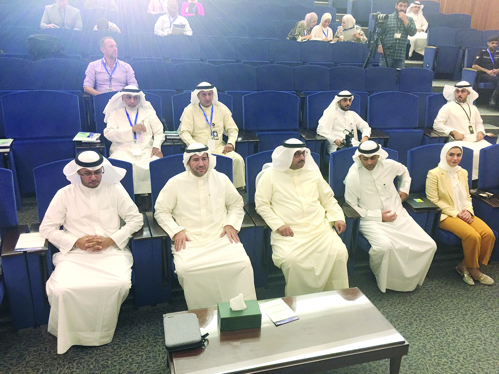 u0627u0644u0623u062du0645u062f u064au062au0648u0633u0637 u0627u0644u062du0636u0648u0631 u0641u064a u0627u0644u0648u0631u0634u0629