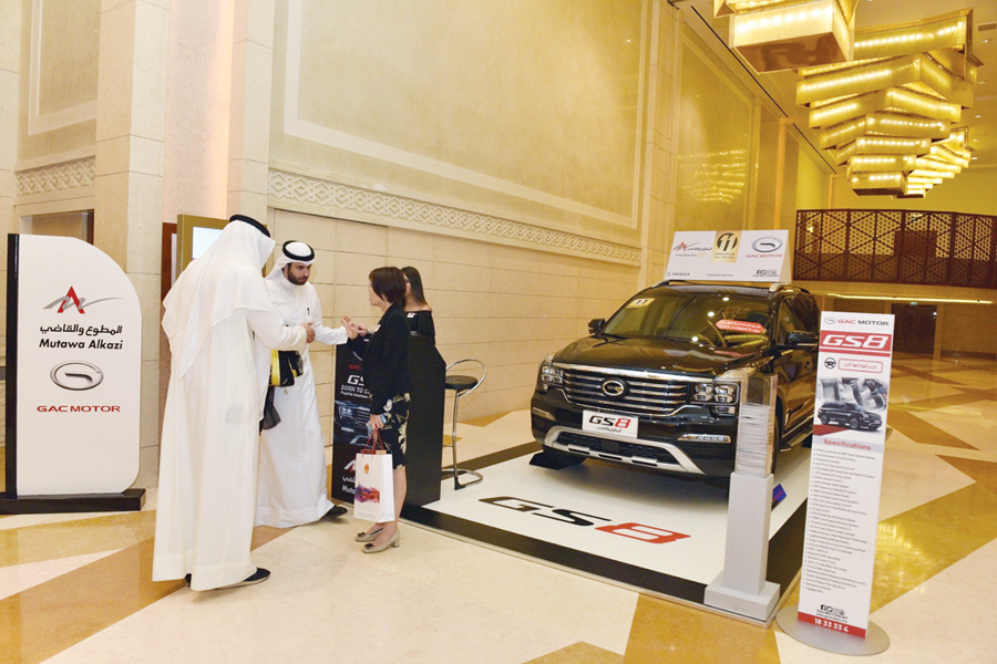 إقبال على جناح «المطوع والقاضي»