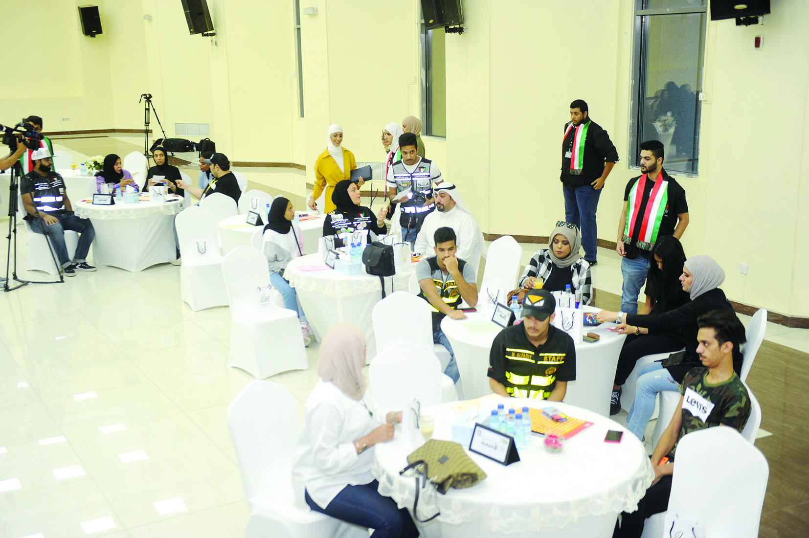 u0628u0639u0636 u0627u0644u0641u0631u0642 u0627u0644u0645u0634u0627u0631u0643u0629