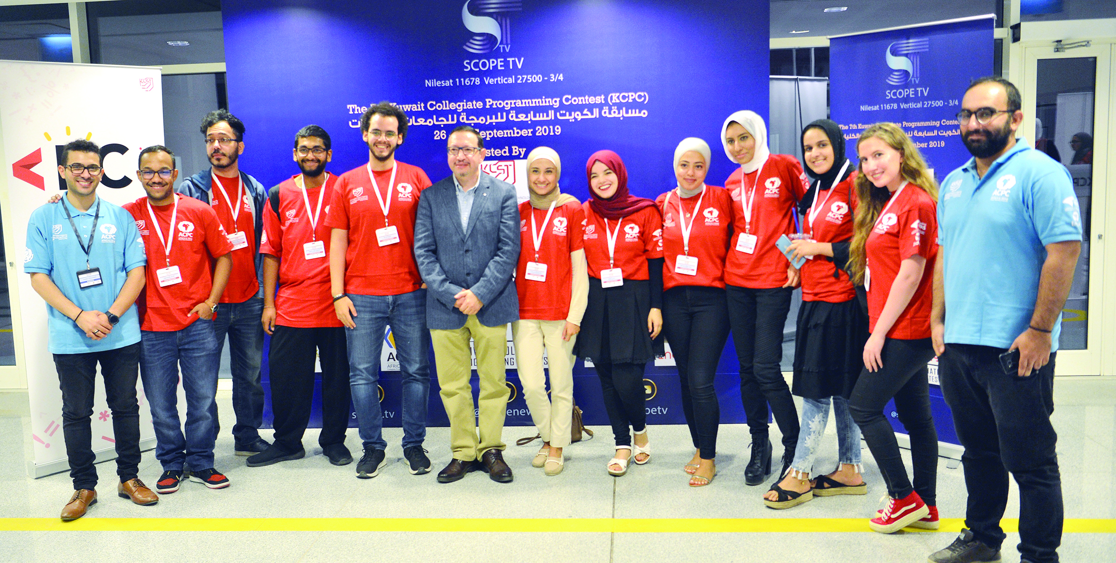 أحد الفرق المشاركة	(تصوير سعود سالم)