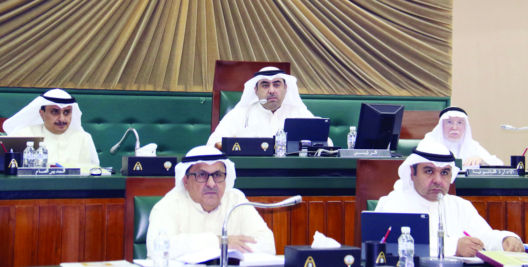 u0627u0644u0639u062au064au0628u064a u0645u062au0631u0626u0633u0627u064b u0627u0644u062cu0644u0633u0629t (u062au0635u0648u064au0631 u0633u0639u0648u062f u0633u0627u0644u0645)