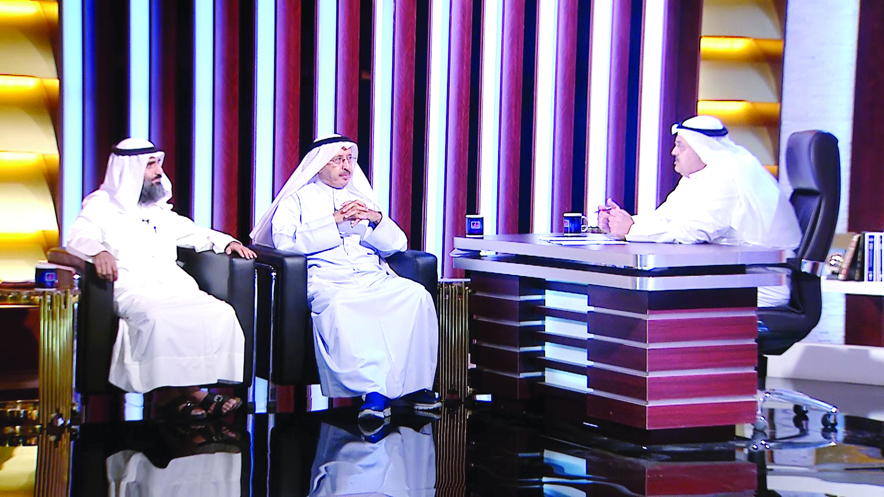 u0627u0644u0632u0645u064au0644 u0648u0644u064au062f u0627u0644u062cu0627u0633u0645 u0645u062du0627u0648u0631u0627u064b u0627u0644u0646u0635u0641 u0648u0627u0644u063au0627u0646u0645