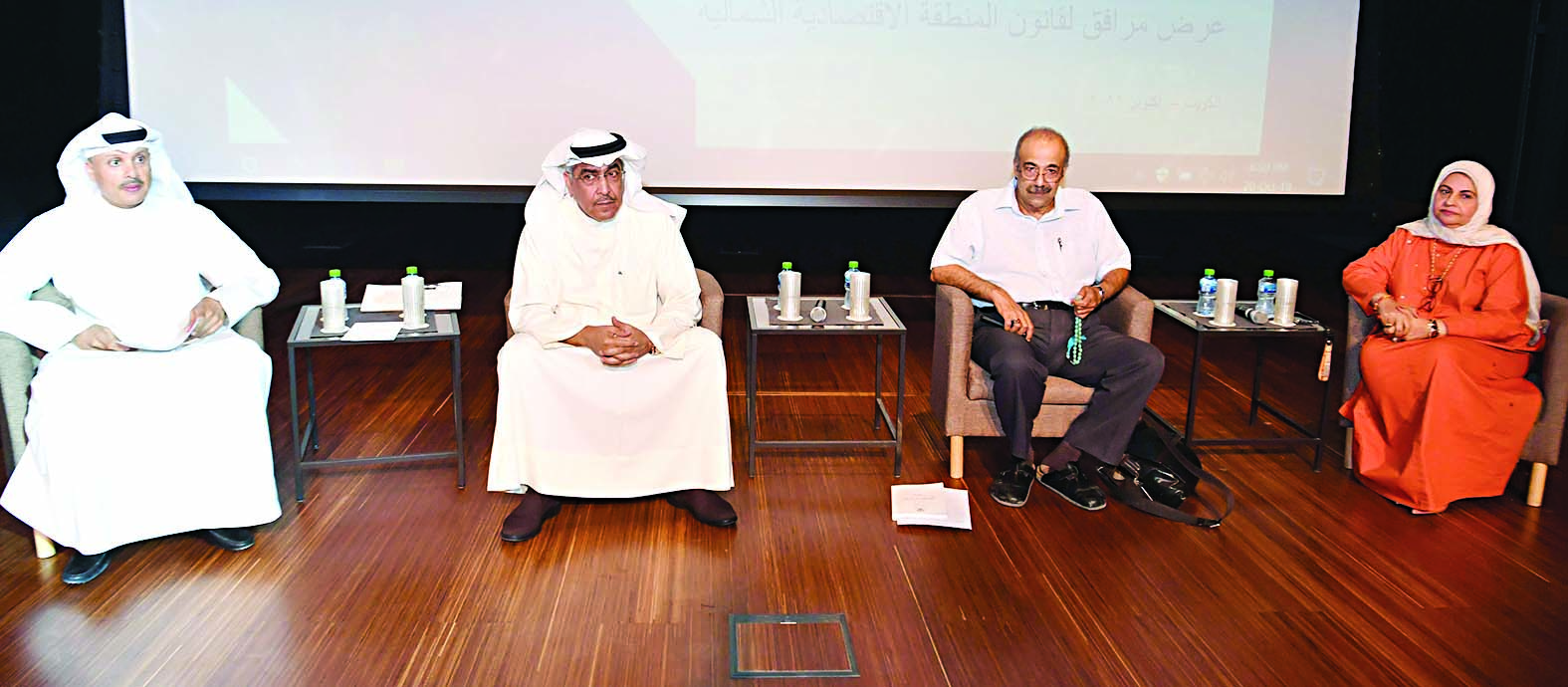 u0627u0644u0632u0645u064au0644 u0639u062fu0646u0627u0646 u0627u0644u0631u0627u0634u062f u0645u062au0648u0633u0637u0627u064b u0641u0631u064au0642 u0639u0645u0644 u0627u0644u0645u0646u0637u0642u0629 u0627u0644u0627u0642u062au0635u0627u062fu064au0629 