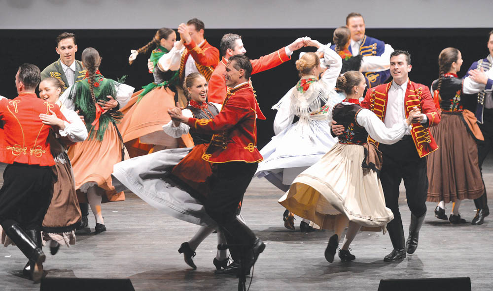 u0648u0635u0644u0627u062a u0641u0646u064au0629 u0623u0645u062au0639u062a u0627u0644u062du0636u0648u0631t (u062au0635u0648u064au0631 u0623u0633u0639u062f u0639u0628u062fu0627u0644u0644u0647)