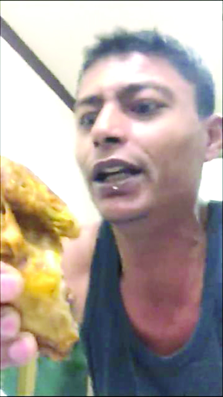 أبو التركي والدجاجة 