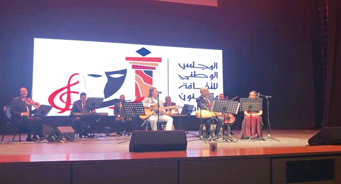 u062cu0627u0646u0628 u0645u0646 u0627u0644u062du0641u0644