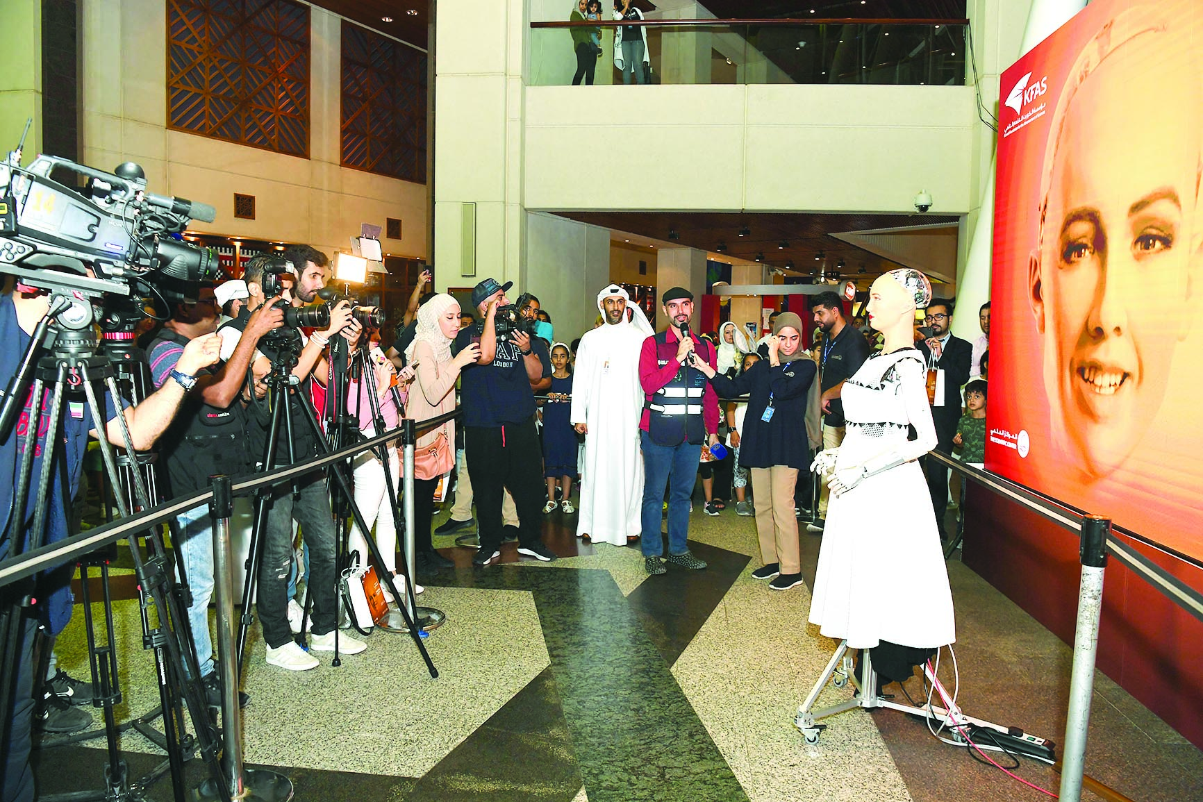 u0635u0648u0641u064au0627 u062au062cu064au0628 u0639u0646 u0623u0633u0626u0644u0629 u0627u0644u0635u062du0627u0641u064au064au0646 t(u062au0635u0648u064au0631 u0628u0633u0627u0645 u0632u064au062fu0627u0646)