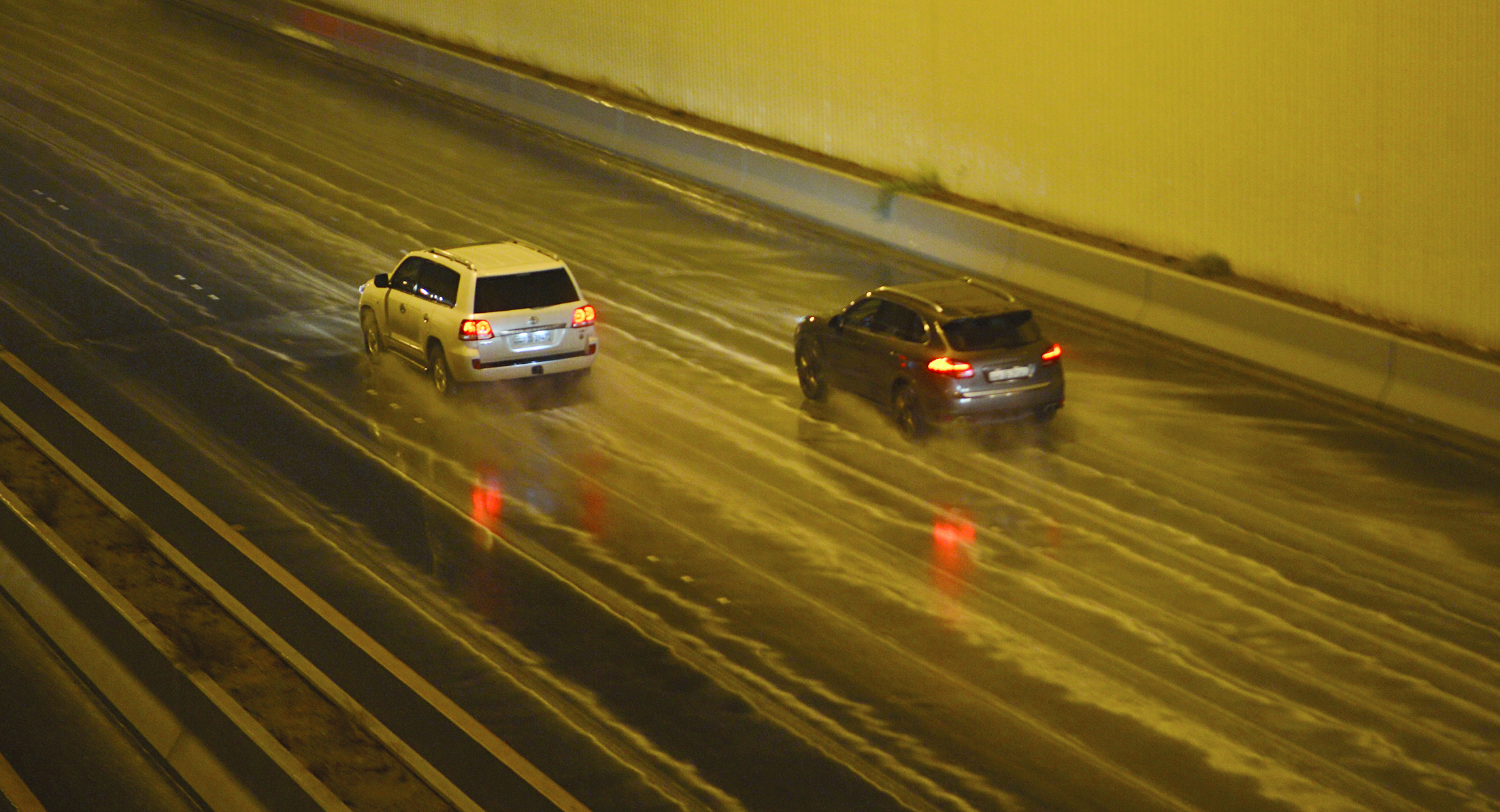 u0627u0644u0633u064au0627u0631u0627u062a u0628u062fu0623u062a u0645u0648u0633u0645 u0627u0644u0633u0628u0627u062du0629t     (u062au0635u0648u064au0631 u0646u0627u064au0641 u0627u0644u0639u0642u0644u0629)