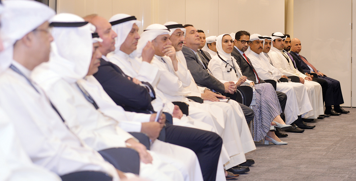 قيادات مصرفية في مقدم الحضور 