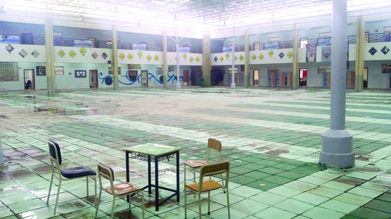 u0628u0631u0643 u0627u0644u0645u064au0627u0647 u0641u064a u0633u0627u062du0627u062a u0627u0644u0639u0644u0645 u062au0624u0631u0642 u0627u0644u0645u062fu0627u0631u0633 u0641u064a u0645u0648u0633u0645 u0627u0644u0645u0637u0631 