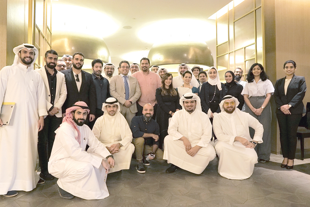 u0623u0635u062du0627u0628 u0627u0644u0645u0634u0627u0631u064au0639 u0627u0644u0645u062au0623u0647u0644u0629 u0645u0639 u0645u0633u0624u0648u0644u064a u0627u0644u0634u0631u0643u0629