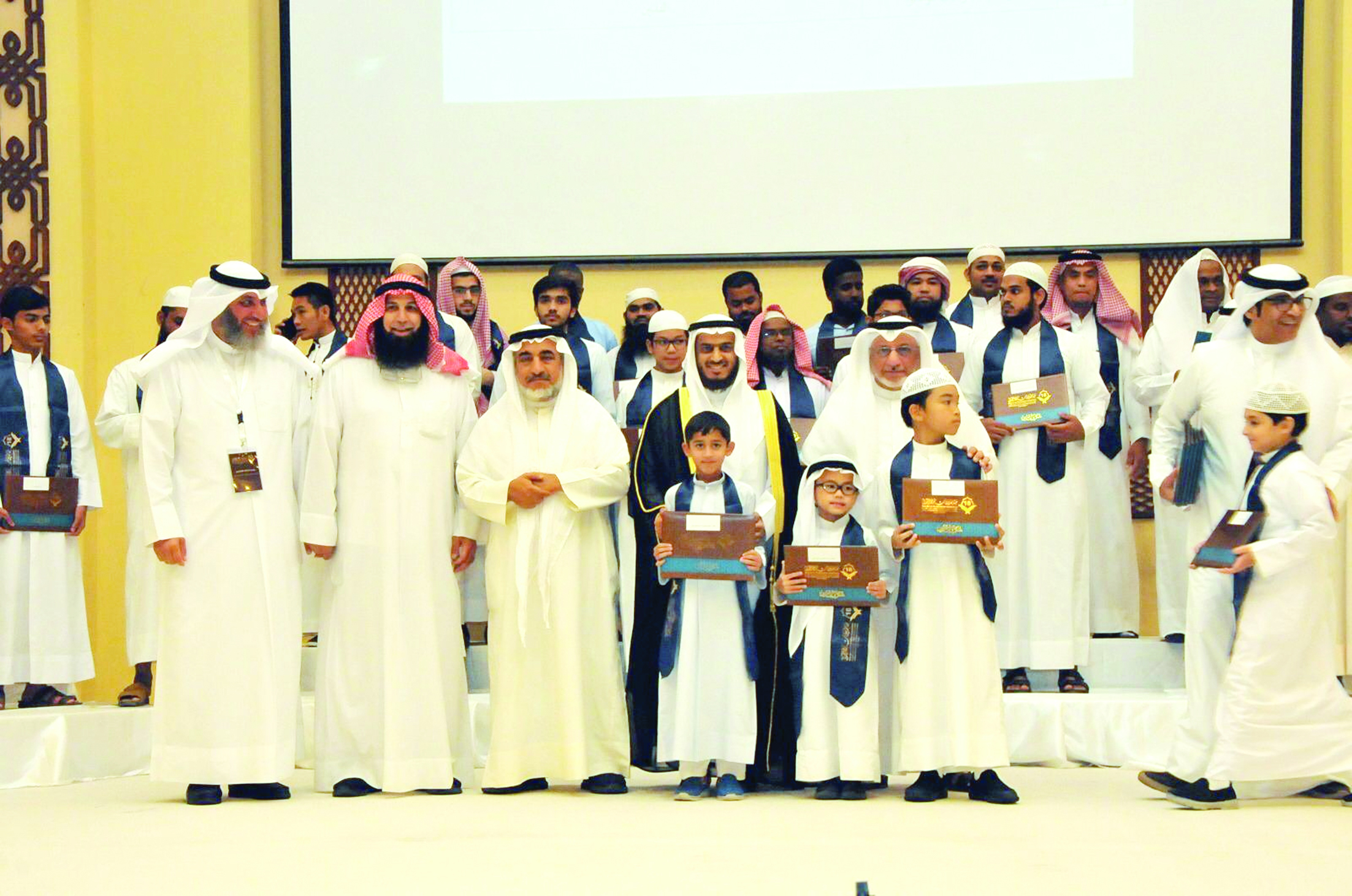 u0627u0644u0645u0637u064au0631u064a u0645u062au0648u0633u0637u0627u064b u0627u0644u0641u0627u0626u0632u064au0646 u0641u064a u0627u0644u0645u0633u0627u0628u0642u0629 