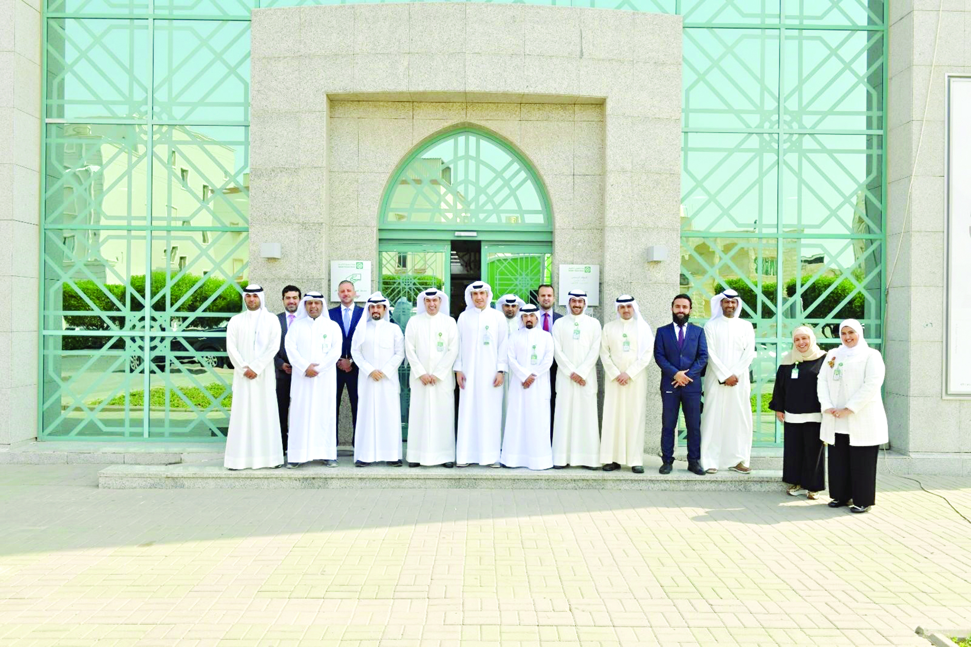 u0641u0631u064au0642 u0627u0644u0628u0646u0643 u0623u0645u0627u0645 u0627u0644u0642u0627u0639u0629 u0627u0644u062cu062fu064au062fu0629