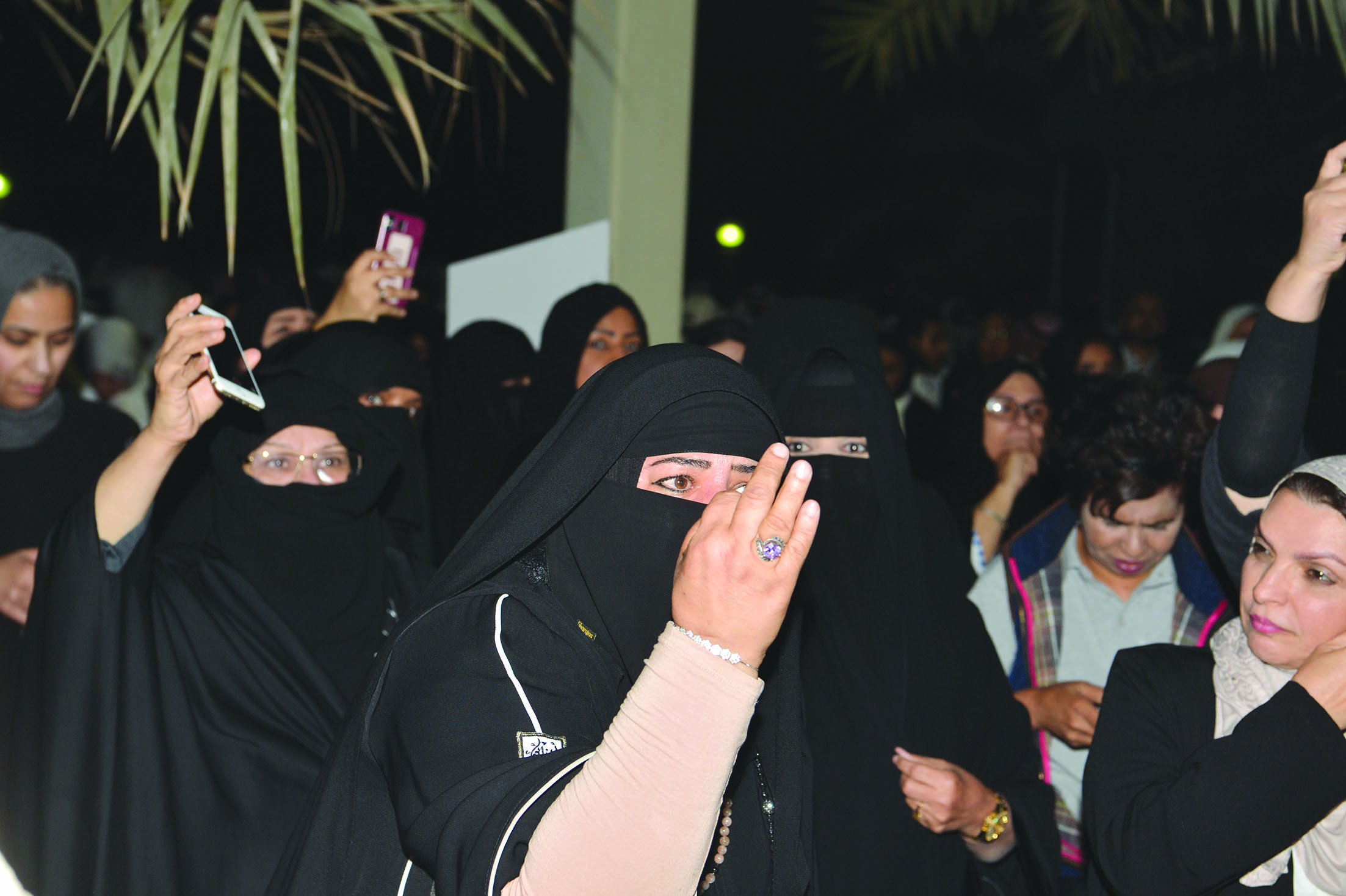 جانب من الحضور النسائي