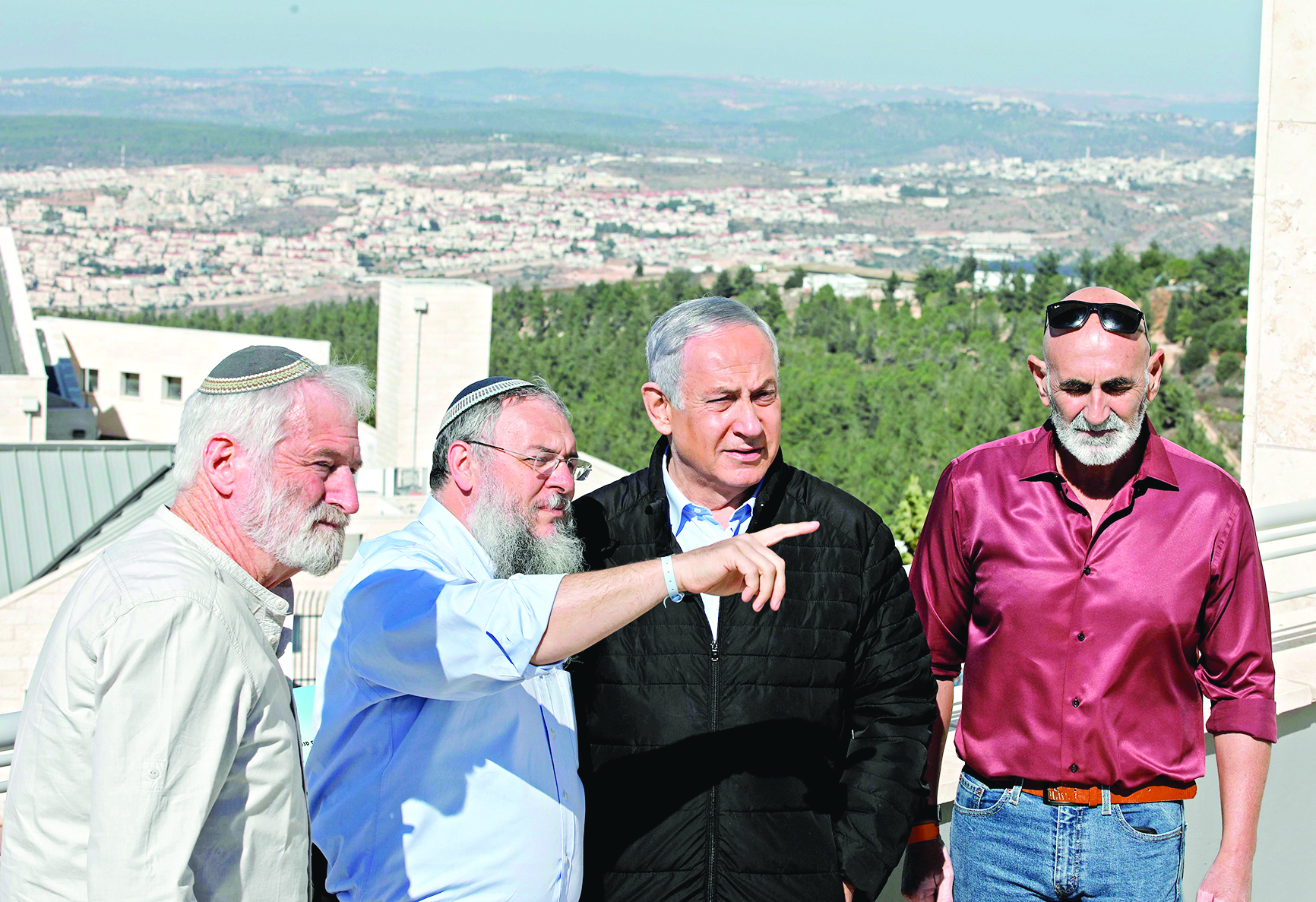  u0646u062au0646u064au0627u0647u0648 u0645u0639 u0631u0624u0633u0627u0621 u0627u0644u0645u062cu0627u0644u0633 u0627u0644u0625u0642u0644u064au0645u064au0629 u0641u064a u0645u0633u062au0648u0637u0646u0629 u0623u0644u0648u0646 u0634u0641u0648u062a u0641u064a u0627u0644u0636u0641u0629 u0623u0645u0633t (u0631u0648u064au062au0631u0632)