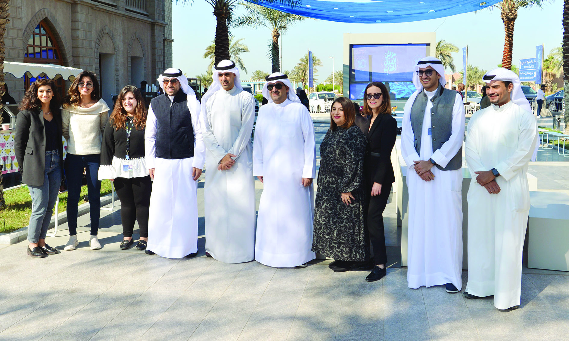 u0628u062fu0631 u0627u0644u062eu0631u0627u0641u064a u0645u062au0648u0633u0637u0627u064b u0639u062fu062fu0627u064b u0645u0646 u0627u0644u062du0636u0648u0631   t  (u062au0635u0648u064au0631 u0646u0627u064au0641 u0627u0644u0639u0642u0644u0629)