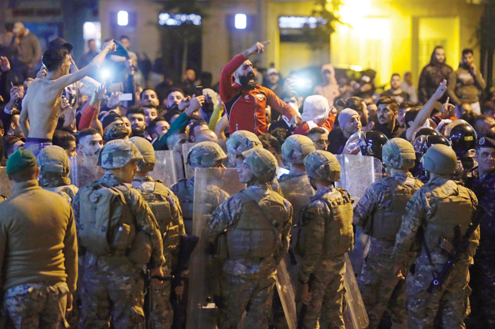 u0642u0648u0627u062a u0627u0644u062cu064au0634 u0627u0644u0644u0628u0646u0627u0646u064a u062au0641u0635u0644 u0628u064au0646 u00abu0623u0637u0631u0627u0641 u0645u0648u0627u062cu0647u0629u00bb u0644u064au0644 u0623u0648u0644 u0645u0646 u0623u0645u0633 