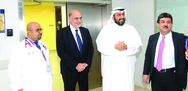 u0639u0644u0627u0645u0627u062a u0627u0644u0633u0631u0648u0631 u0628u0627u062fu064au0629 u0639u0644u0649 u0627u0644u0648u0632u064au0631 u0648u0627u0644u0648u0643u064au0644 u0648u0627u0644u0641u0631u064au0642 u0627u0644u0637u0628u064a u0628u0646u062cu0627u062d u0627u0644u0639u0645u0644u064au0629