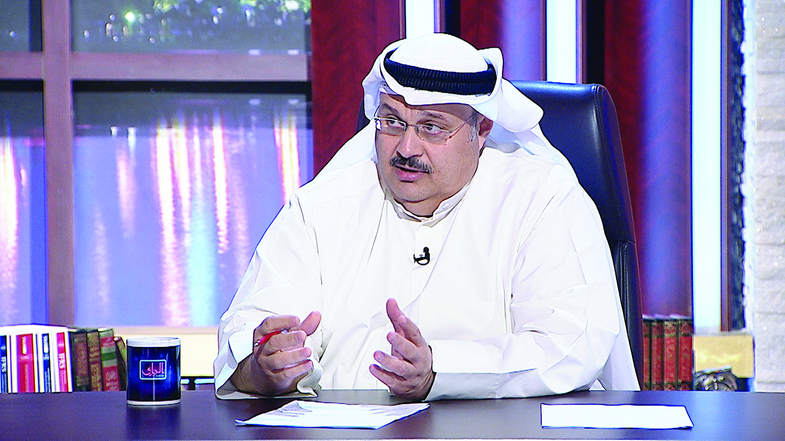 الزميل وليد الجاسم في «عشر إلا عشر»