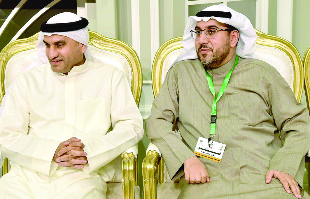 الشاهين والكندري في الندوة