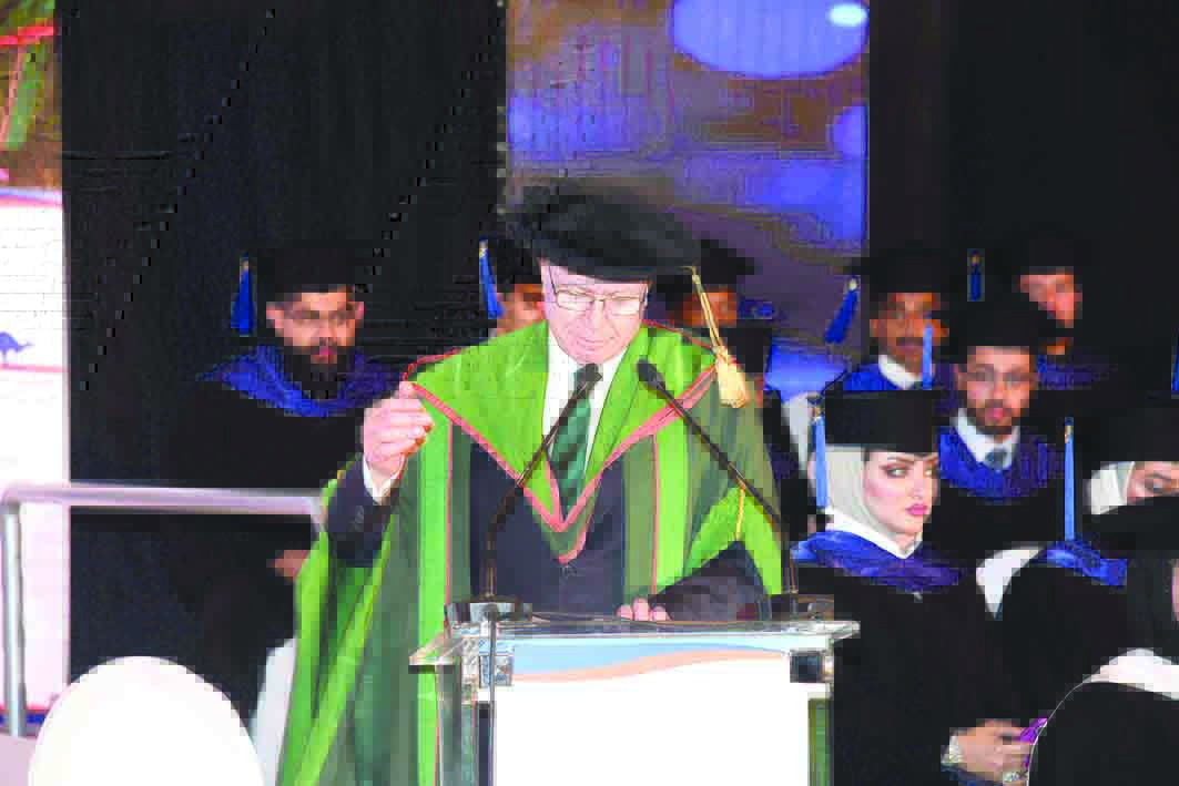 زعبلاوي متحدثاً في الحفل