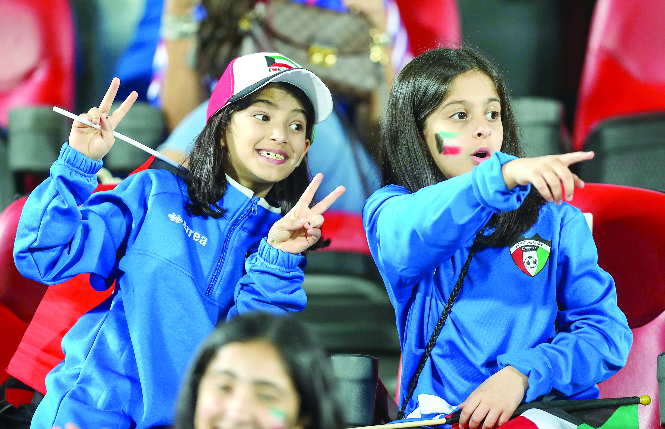 الخليج... أزرق