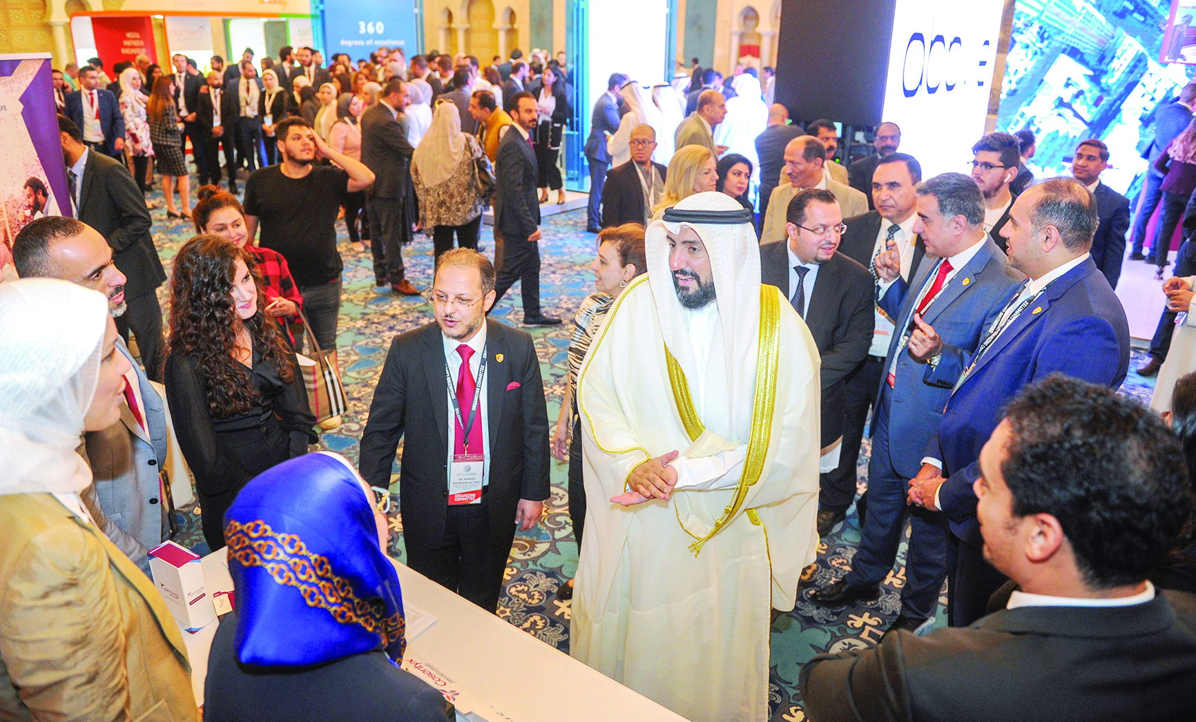 u0627u0644u0648u0632u064au0631 u062eu0644u0627u0644 u062cu0648u0644u0629 u0641u064a u0627u0644u0645u0639u0631u0636 u0627u0644u0645u0635u0627u062du0628 