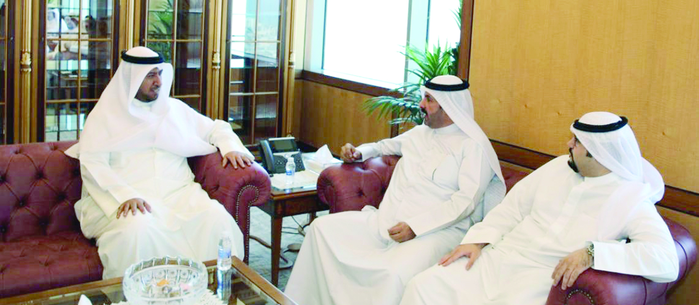 u0627u0644u0639u0641u0627u0633u064a u0645u0633u062au0642u0628u0644u0627u064b u0631u0626u064au0633 u0646u0642u0627u0628u0629 u0627u0644u062eu0628u0631u0627u0621