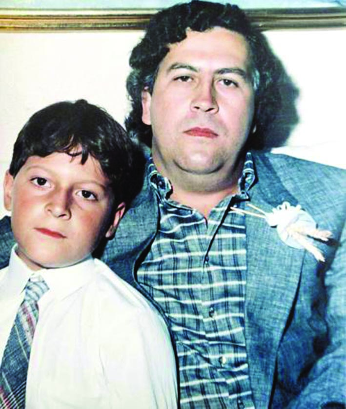 صورة أرشيفية لخوان ووالده